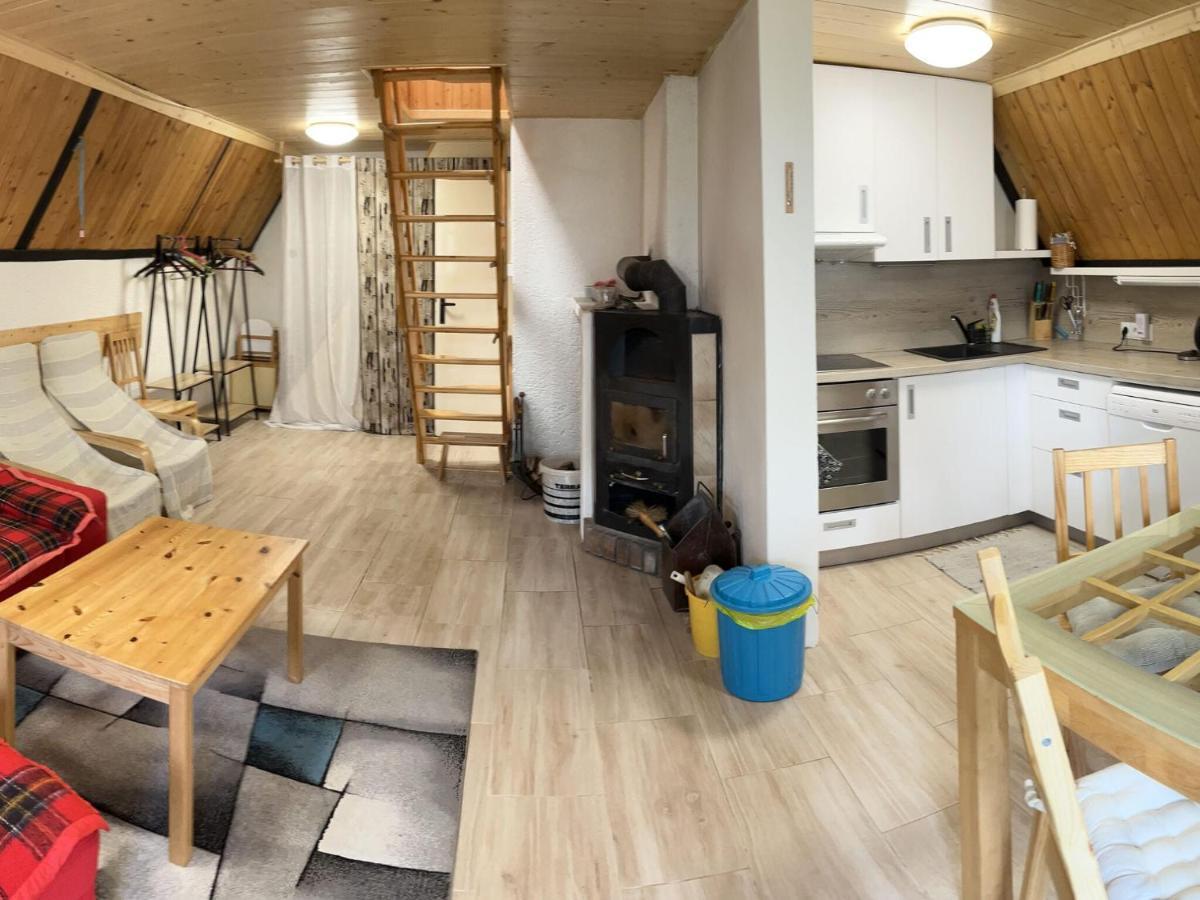 Nice Holiday Home In The Ore Mountains Only 500M From The Chairlift Loučná pod Klínovcem Extérieur photo