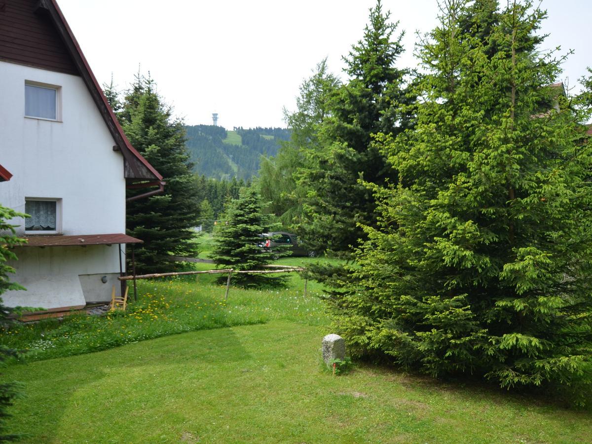 Nice Holiday Home In The Ore Mountains Only 500M From The Chairlift Loučná pod Klínovcem Extérieur photo