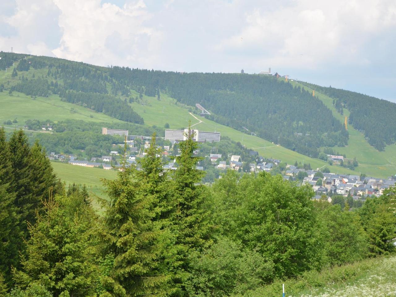 Nice Holiday Home In The Ore Mountains Only 500M From The Chairlift Loučná pod Klínovcem Extérieur photo
